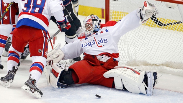 NHL: 2011 Winter Classic Pittsburgh Penguins vs Washington Capitals  Highlights 