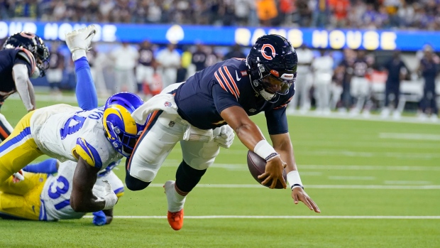 NFL Player Props: Justin Fields, Najee Harris, More Bears-Steelers