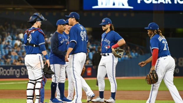 Josh Donaldson homers, Twins down Blue Jays 7-3 in series opener