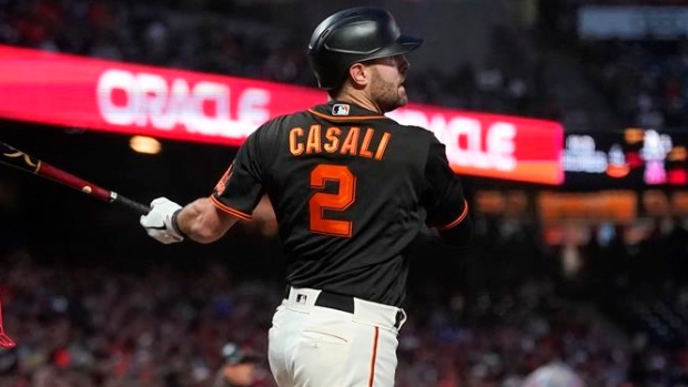 Brandon Belt, Dominic Leone latest Giants to return from COVID-19 list