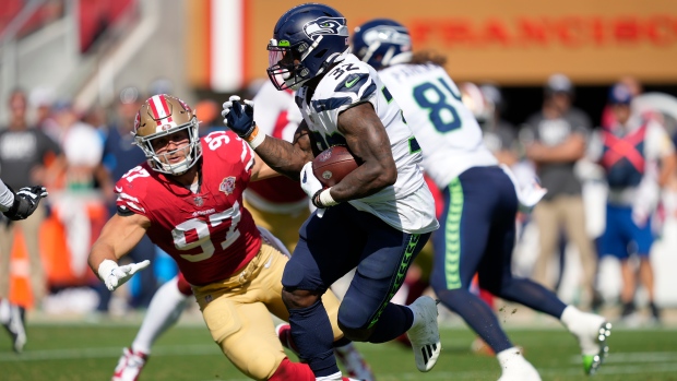 Seahawks running back Chris Carson retires from NFL due to neck