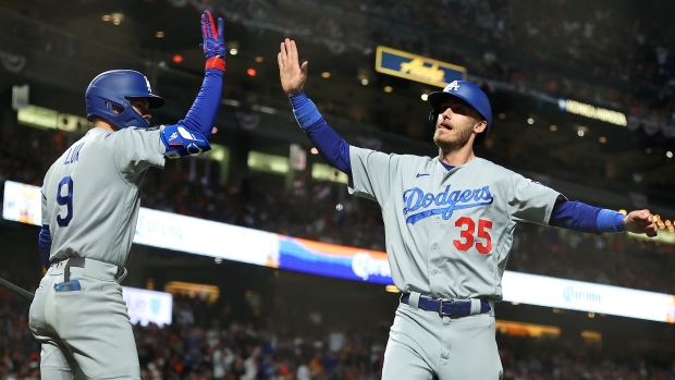 Dodgers rally in sixth inning of NLDS Game 3