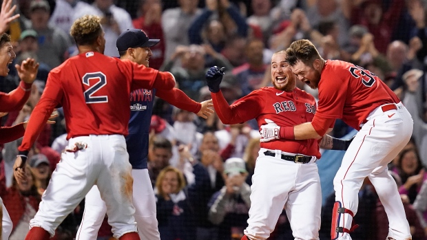 Hunter Renfroe homers, throws out tying run as Red Sox defeat Rays