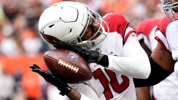 DeAndre Hopkins a WR former Cardinal Kurt Warner would keep around