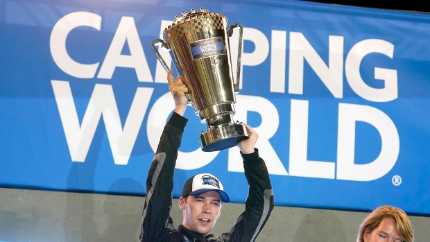 FINAL LAPS: Ben Rhodes makes last lap pass in wild finish at