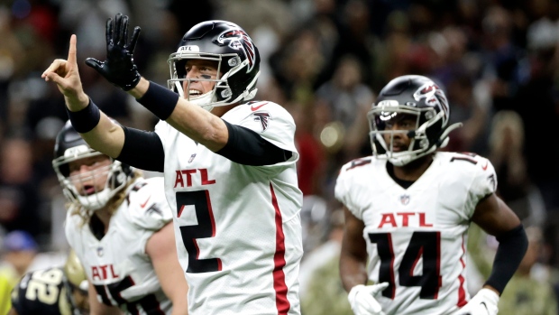 Ryan passes for 343 yards, 2 TDs as Falcons top Saints 27-25