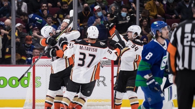 Panthers beat Ducks in OT despite 52 saves by John Gibson