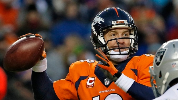 Manning capitalizes on Broncos' bye week by skipping both of