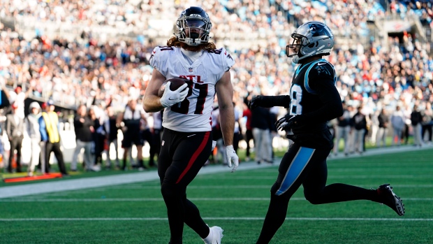 Ryan, Falcons stay hot on the road, beat Panthers 29-21