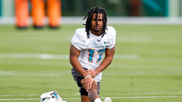 Miami Dolphins Jaylen Waddle COVID reserve list 