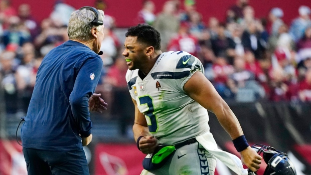 Seahawks beat Arizona 38-30 to spoil Cardinals' shot at NFC West title 