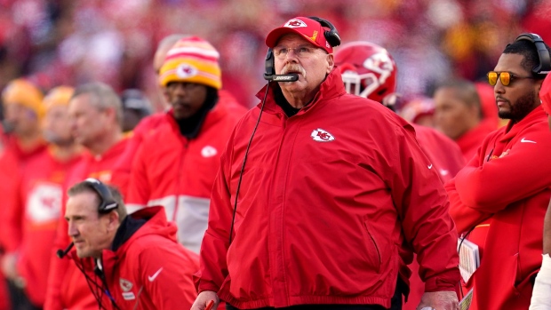 Mistakes on offense cost Chiefs 3rd straight Super Bowl trip - The