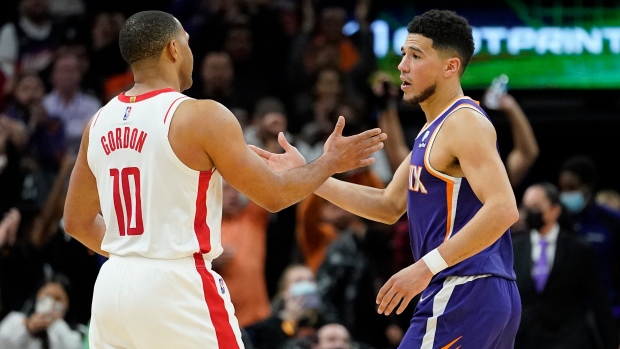 Suns' Devin Booker wins 3-point contest, Rockets' Eric Gordon finishes sixth