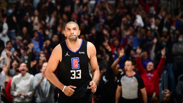 Nicolas Batum reached a 2-year agreement to remain with Clippers