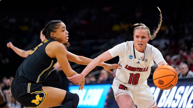 Louisville guard Hailey Van Lith and Michigan guard Laila Phelia