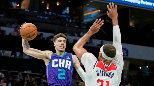 Charlotte Hornets top Washington Wizards fail to improve play in