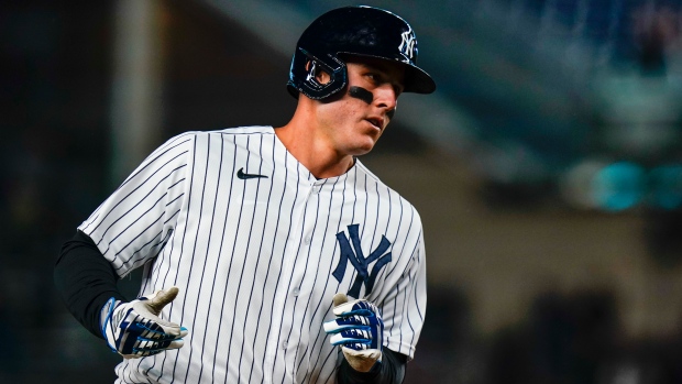 Gallo, Rizzo excited to join Yankees for playoff drive