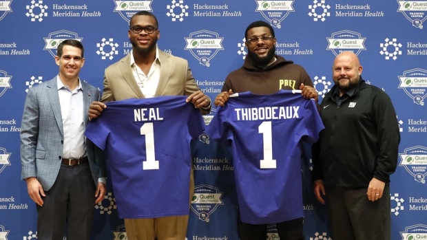 Giants take DL Thibodeaux and OT Neal with 5th, 7th picks, Taiwan News