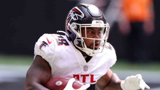 Baltimore Ravens sign running back Mike Davis one-year deal 