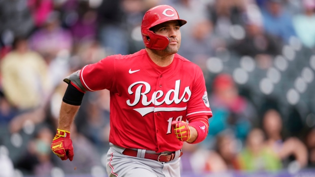 Report: Joey Votto put on injured list after reporting COVID-19