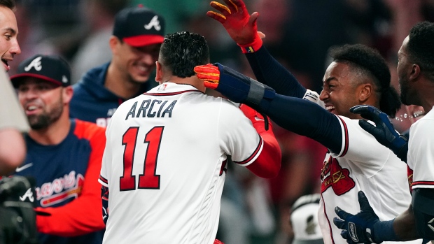 Orlando Arcia walk-off home run Atlanta Braves beat Boston Red Sox