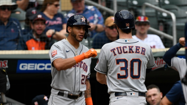 Dusty Baker Urges the Astros to Re-sign Carlos Correa, a 3-Year