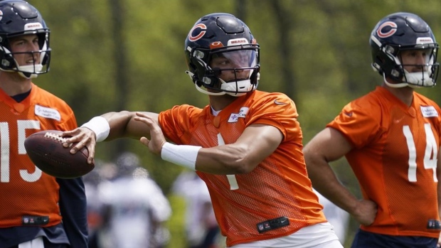 Bears QB Justin Fields won't play vs. Jets — and Trevor Siemian