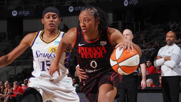 Kelsey Mitchell Carlos Knox Indiana Fever Los Angeles Sparks - TSN.ca