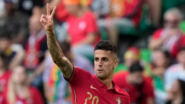 Cancelo could leave Man City amid link with Bayern Munich - The