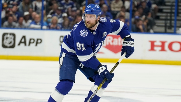 Steven Stamkos thriving in different role with Lightning