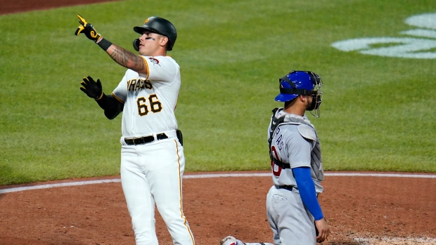 Bryan Reynolds returns as a new dad, leads Pirates to 6-2 victory against  the Cubs