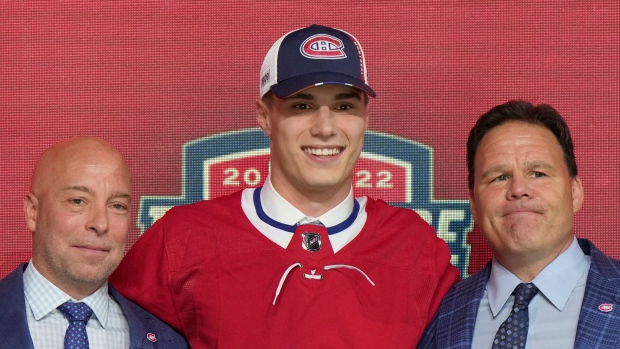 Canadiens take Juraj Slafkovsky with top pick in NHL draft - The