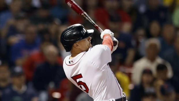 Report: Red Sox extend Kike Hernandez for 2023