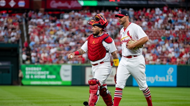 Yadier Molina And Adam Wainwright Cardinals Baseball Signatures T