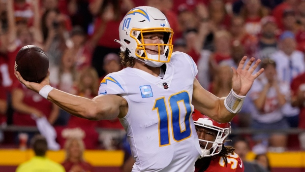 Actualización de la lesión en las costillas de Justin Herbert para Los Angeles Chargers