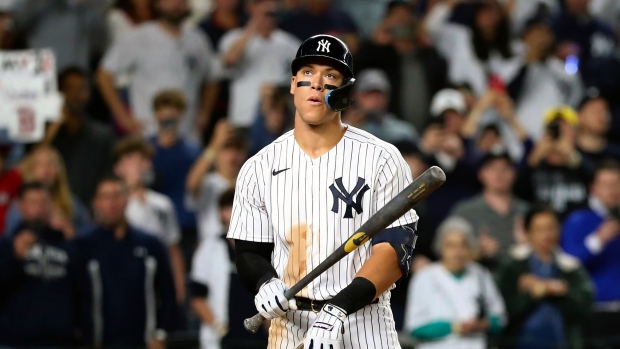 Embarrassed by Jordan Fans, Aaron Judge Doubles Down on Bubble Gum  Superstition in Attempted Yankees Revival - EssentiallySports