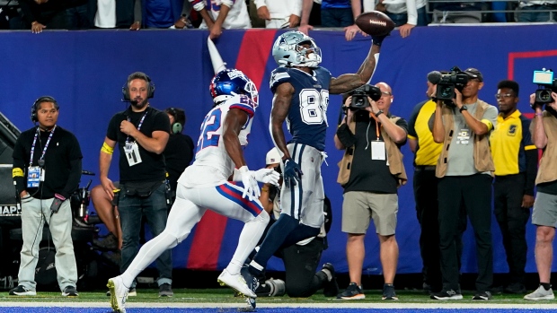 How the Cowboys beat the Giants: CeeDee Lamb, DeMarcus Lawrence lead way,  Sterling Shepard injury - The Athletic