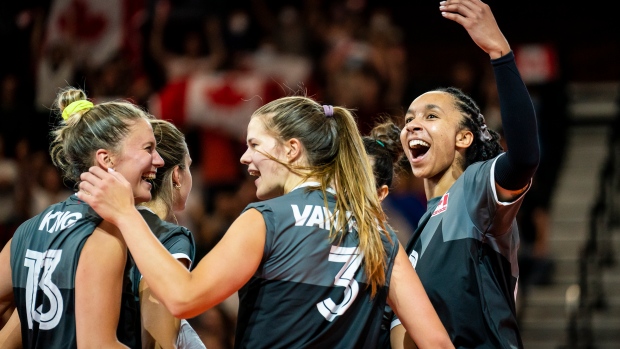 Team Canada celebrates 