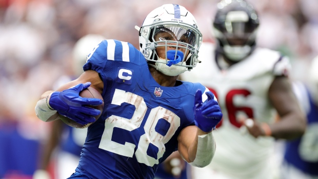 Indianapolis Colts RB Jonathan Taylor Injures Ankle vs. Washington  Commanders; Will He Return? - Sports Illustrated Washington Football News,  Analysis and More