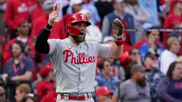 Phillies hold off Cardinals 2-0 to sweep NL wild-card series