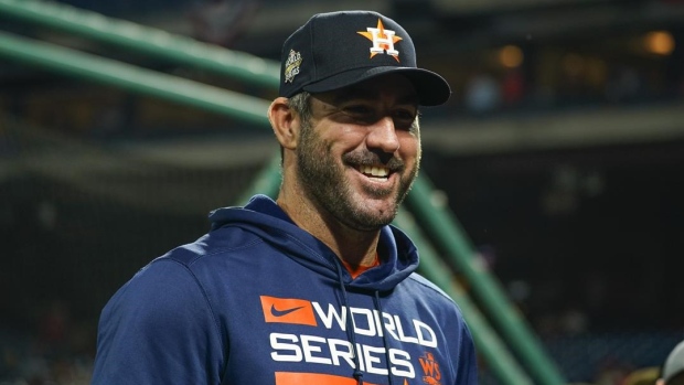 Justin Verlander leaves Astros, signs with Mets in massive deal