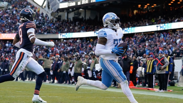 Lions overcome big effort by Fields, beat Bears 31-30 - Seattle Sports