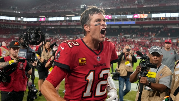 Tom Brady leads Buccaneers to last-minute win over Saints