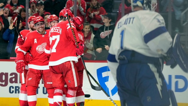 Detroit Red Wings snap six-game losing streak Tampa Bay Lightning 