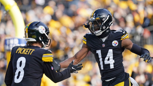 Steelers take down Browns, 28-14, but miss out on playoffs after Dolphins  win