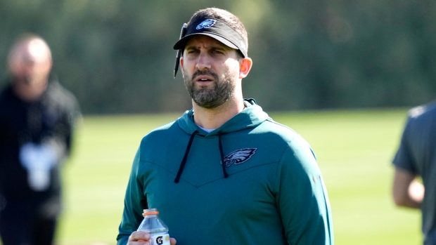 Philadelphia Eagles coach Nick Sirianni uses lessons from Frank Reich -  