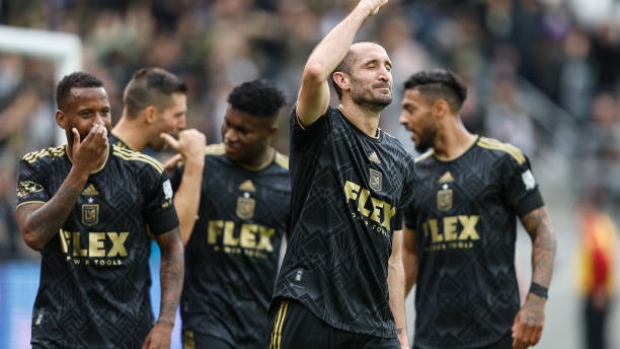 Chiellini, LAFC beat Timbers 3-2 after raising title banners