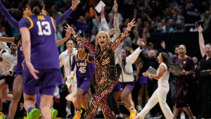 LSU's Kim Mulkey Inks Richest Deal in NCAA Women's Basketball