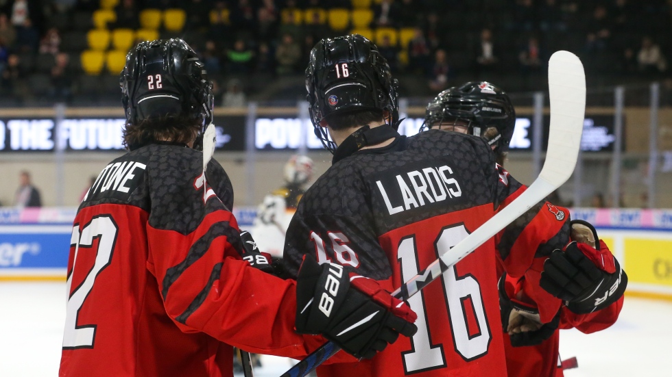 Hockey Canada - IIHF Women's World Hockey Championship, Teams, Scores,  Stats, News, Standings, Rumours