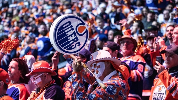 WATCH LIVE: Oilers fans watch Game 7 in the Moss Pit – TSN.ca